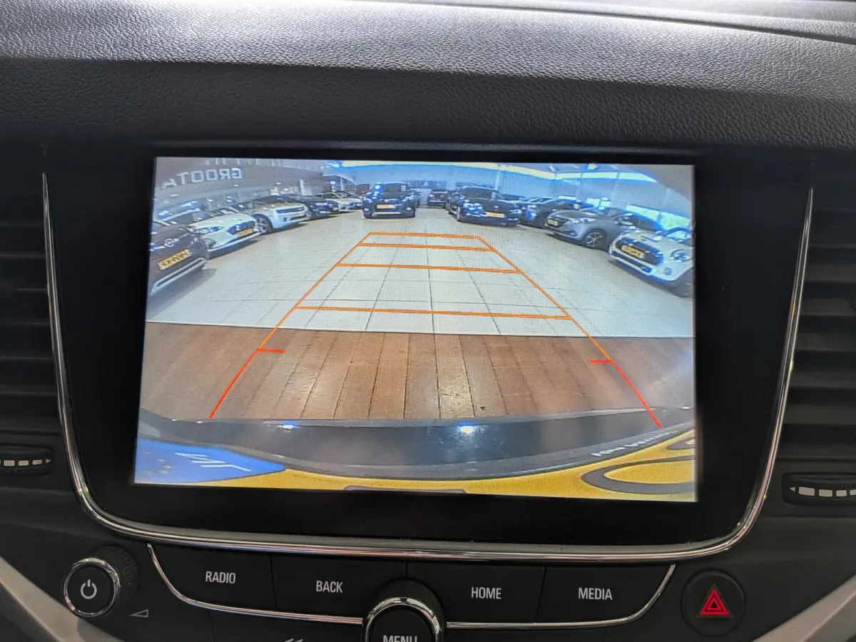 1.0 Turbo Business+ Cruise Control, Carplay, Airco