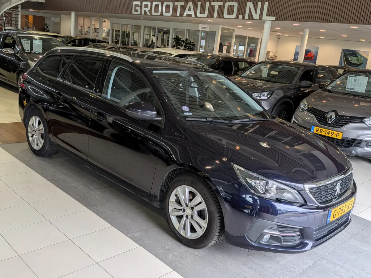 1.2 PureTech Blue Lease Executive Airco, Cruise Control, Stuurbekrachtiging