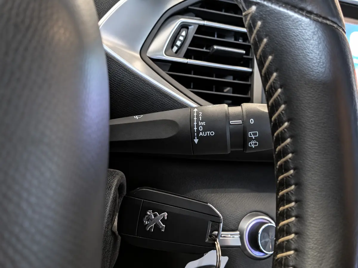 1.2 PureTech Blue Lease Executive Airco, Cruise Control, Stuurbekrachtiging