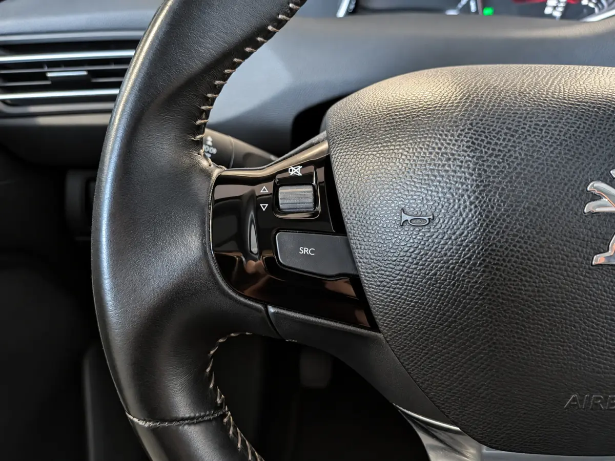 1.2 PureTech Blue Lease Executive Airco, Cruise Control, Stuurbekrachtiging