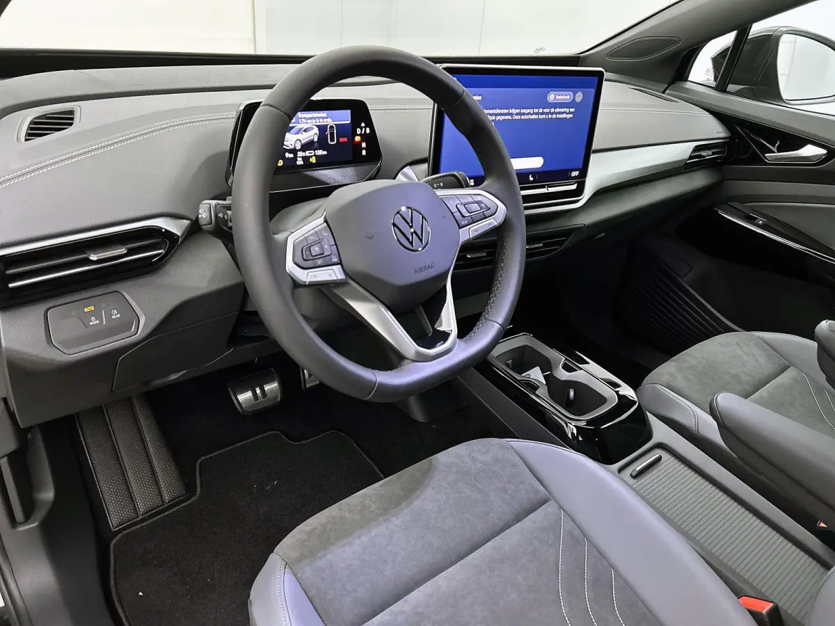 Pro Limited Edition 79 kWh 286 PK | NOVEMBER BINNEN | Automaat | Trekhaak | Navigatie | Stoelverwarming | Parkeersensoren | Adaptive Cruise Control | Apple Carplay | Android Auto | Climate C