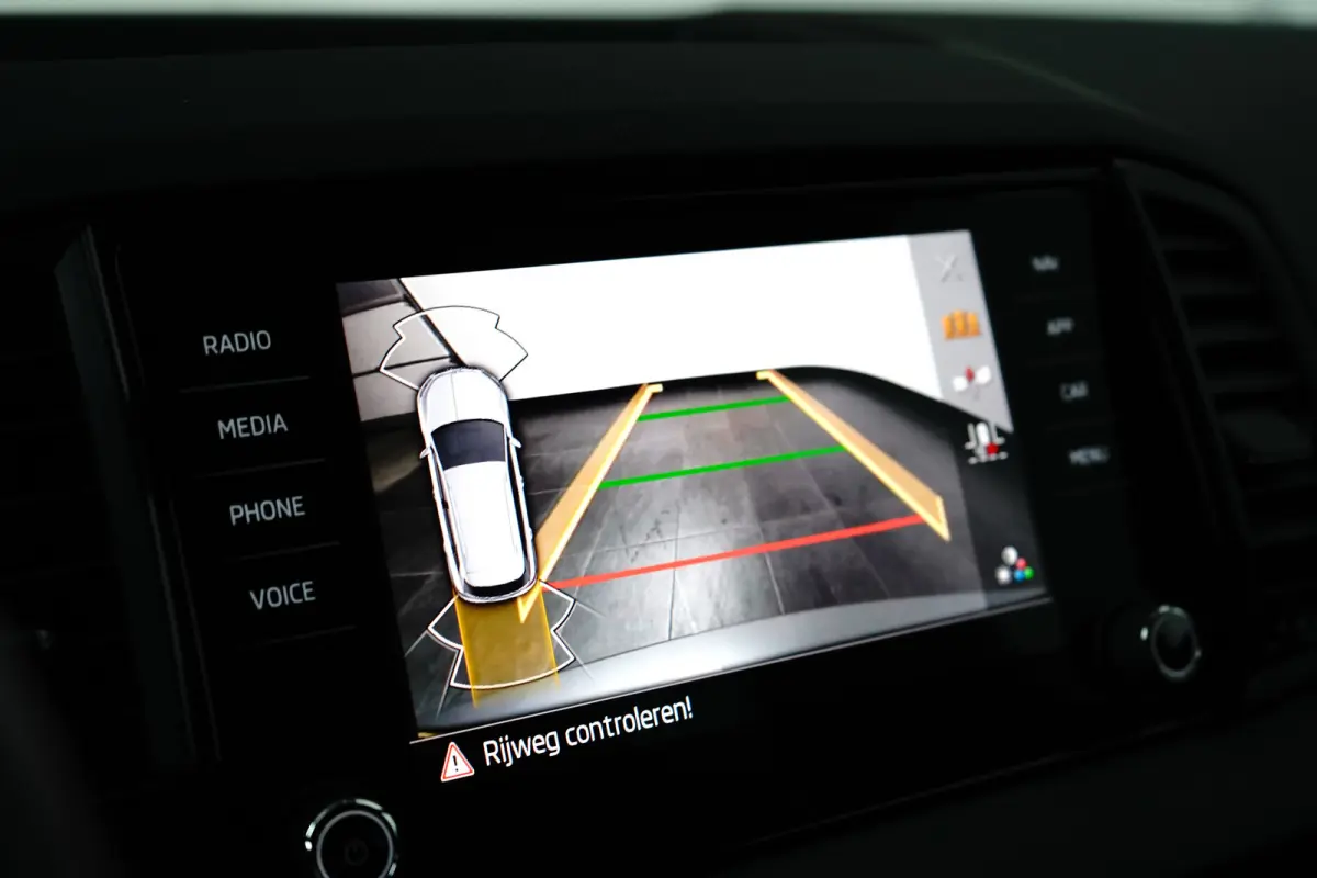 1.5 TSI 150 pk ACT Sportline Business 7-DSG | Achteruitrijcamera | Cruise control | Stoel/stuur verwarming |