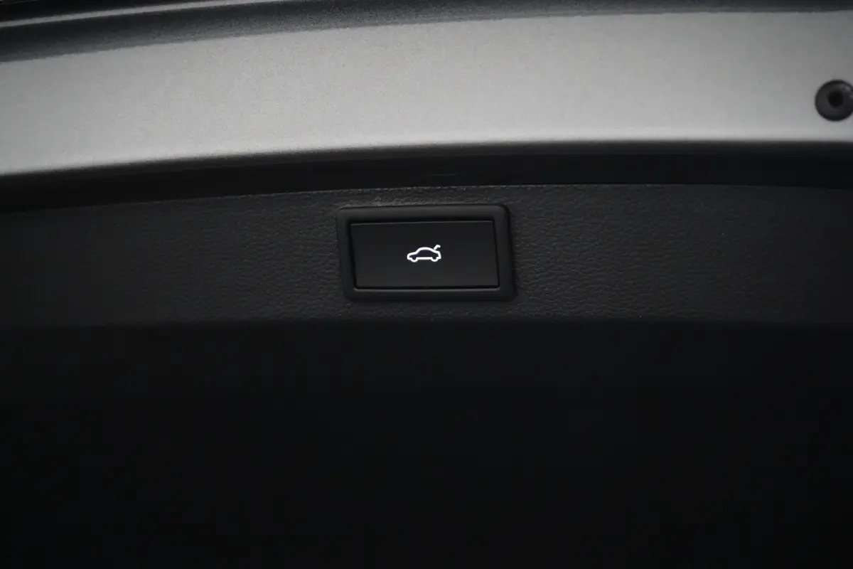 1.5 TSI 150 pk ACT Sportline Business 7-DSG | Achteruitrijcamera | Cruise control | Stoel/stuur verwarming |
