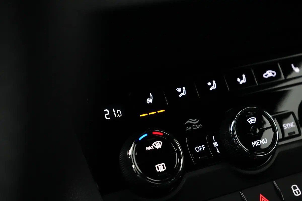 1.5 TSI 150 pk ACT Sportline Business 7-DSG | Achteruitrijcamera | Cruise control | Stoel/stuur verwarming |