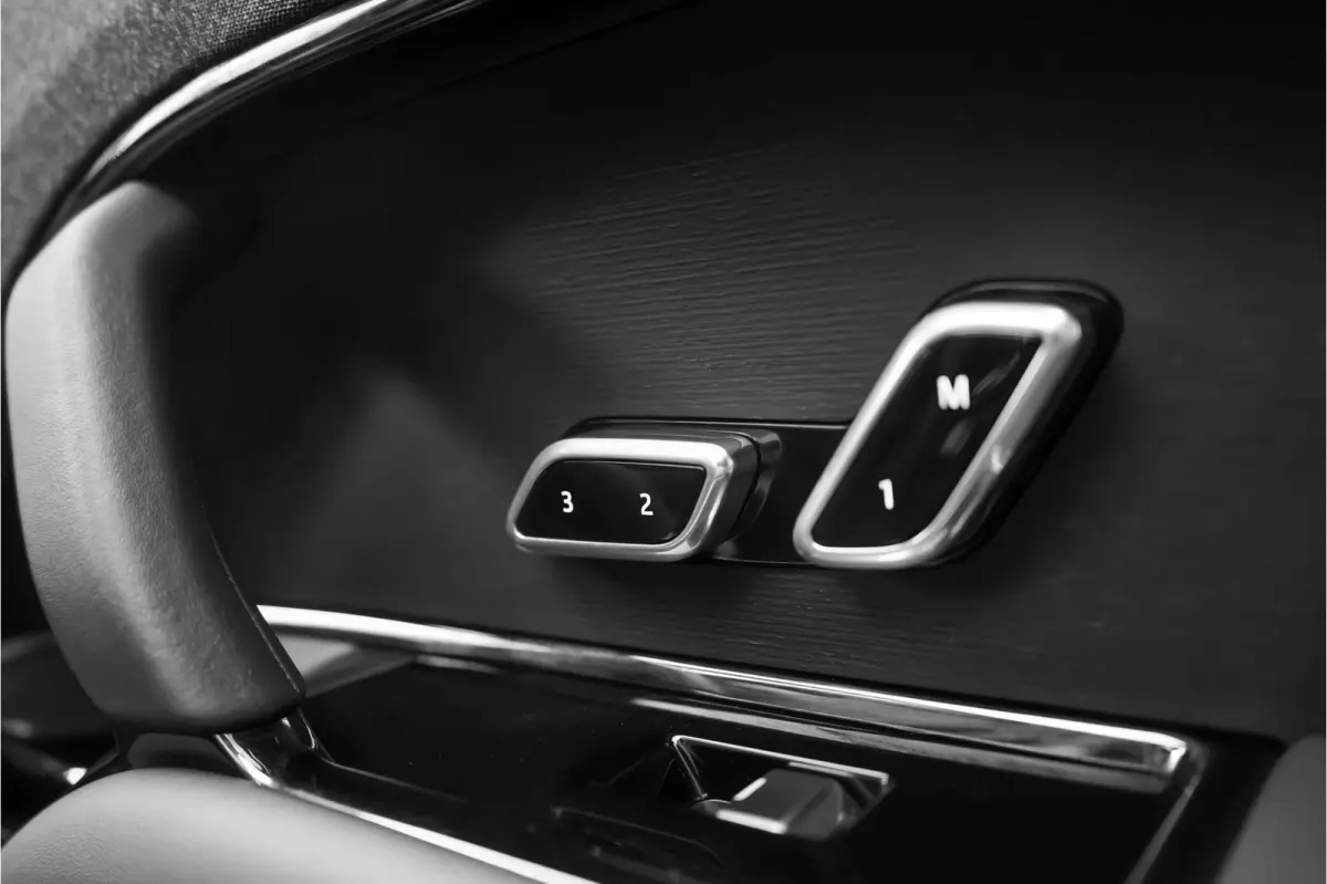 3.0 P550e Autobiography PHEV 4WS Massage Ventilatie Koelbox 23"