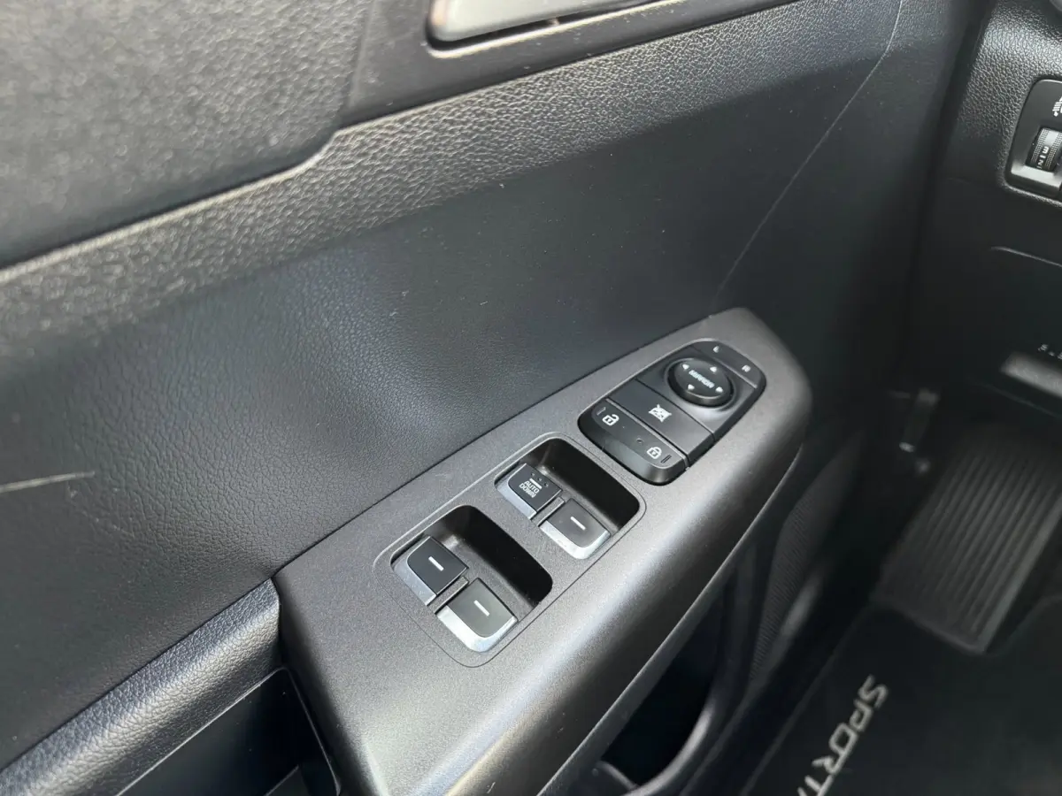 1.6 GDI ComfortLine Navigator