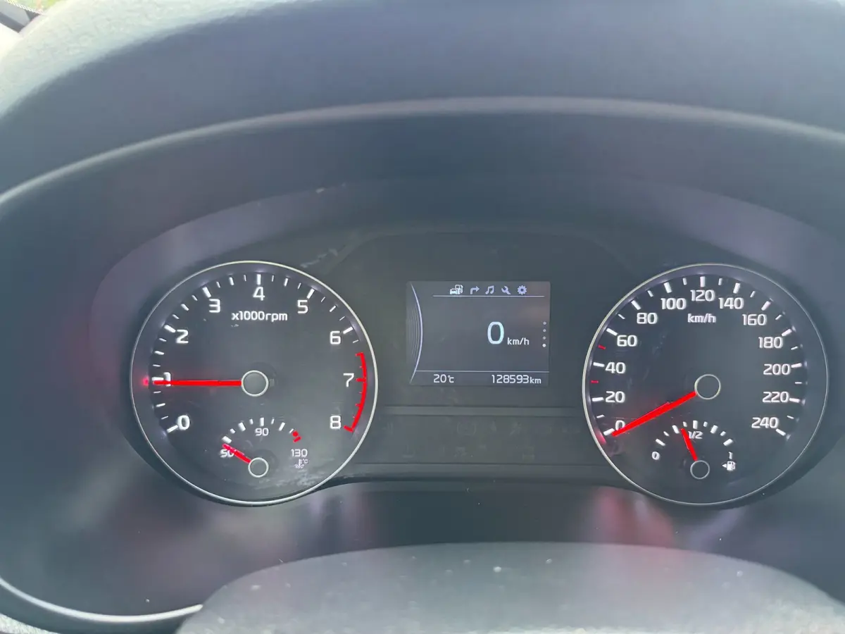 1.6 GDI ComfortLine Navigator