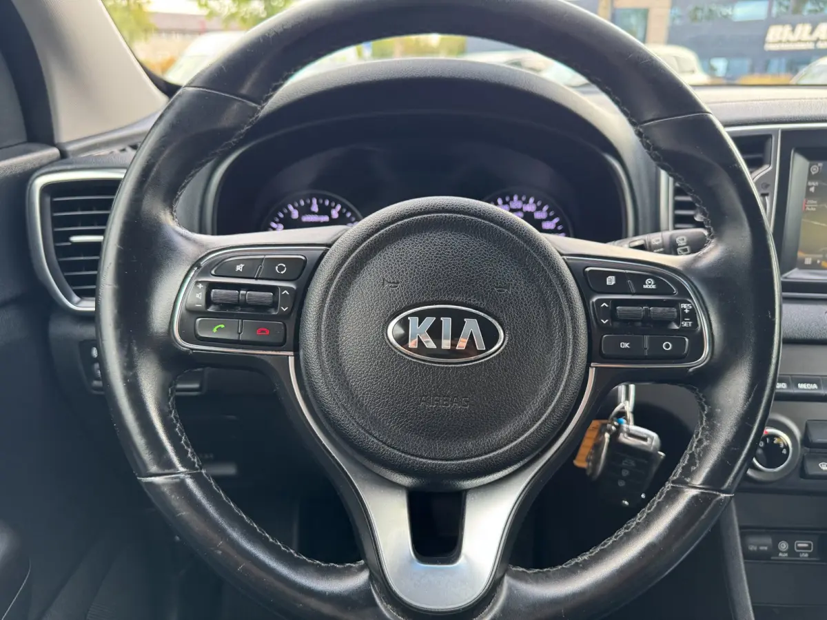 1.6 GDI ComfortLine Navigator