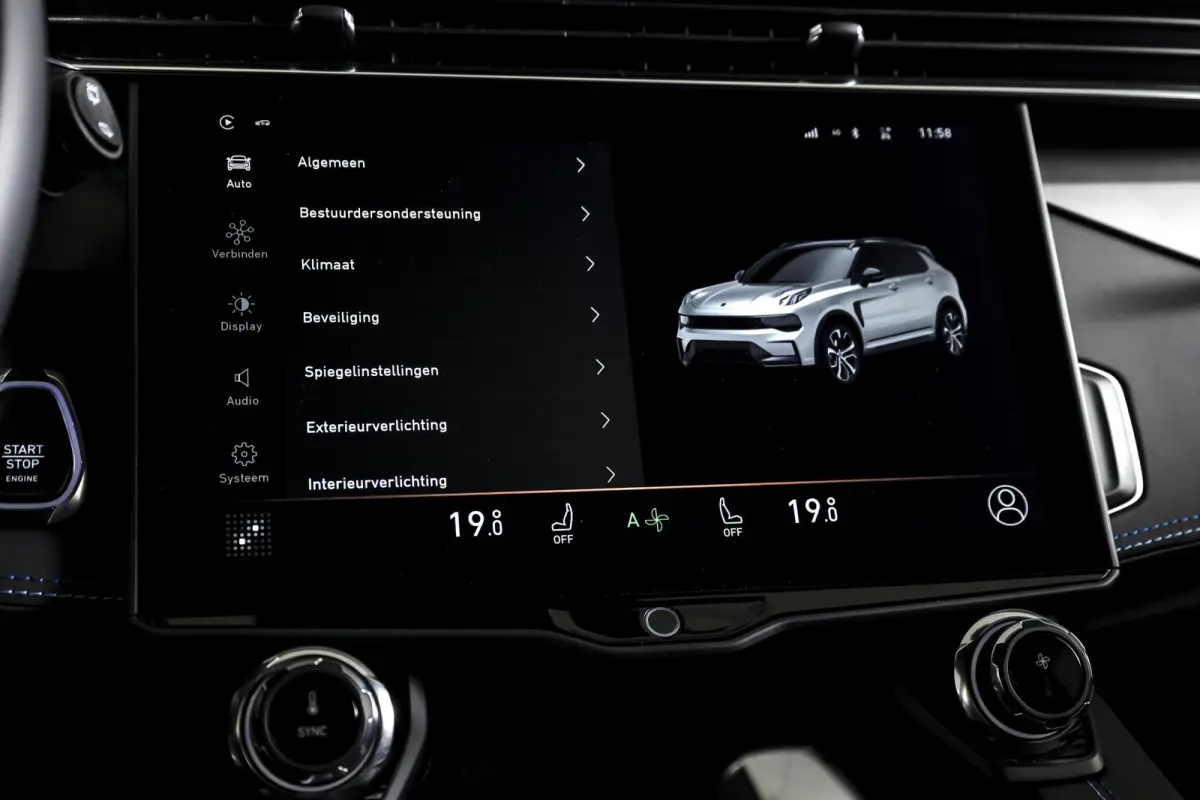 1.5 PHEV 261PK MY23 | Donkere hemel | 360 Camera | 7.4 kWh boordlader | S/K-panodak | Adapt. Cruise | Memory | Elek. klep | LM 20" | 6427