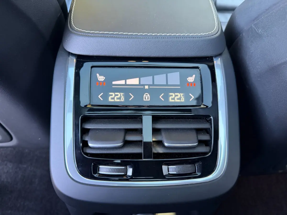 2.0 T8 Recharge AWD, Bowers & Wilkins, Luchtvering, Luxe Leder, Pano, Trekhaak