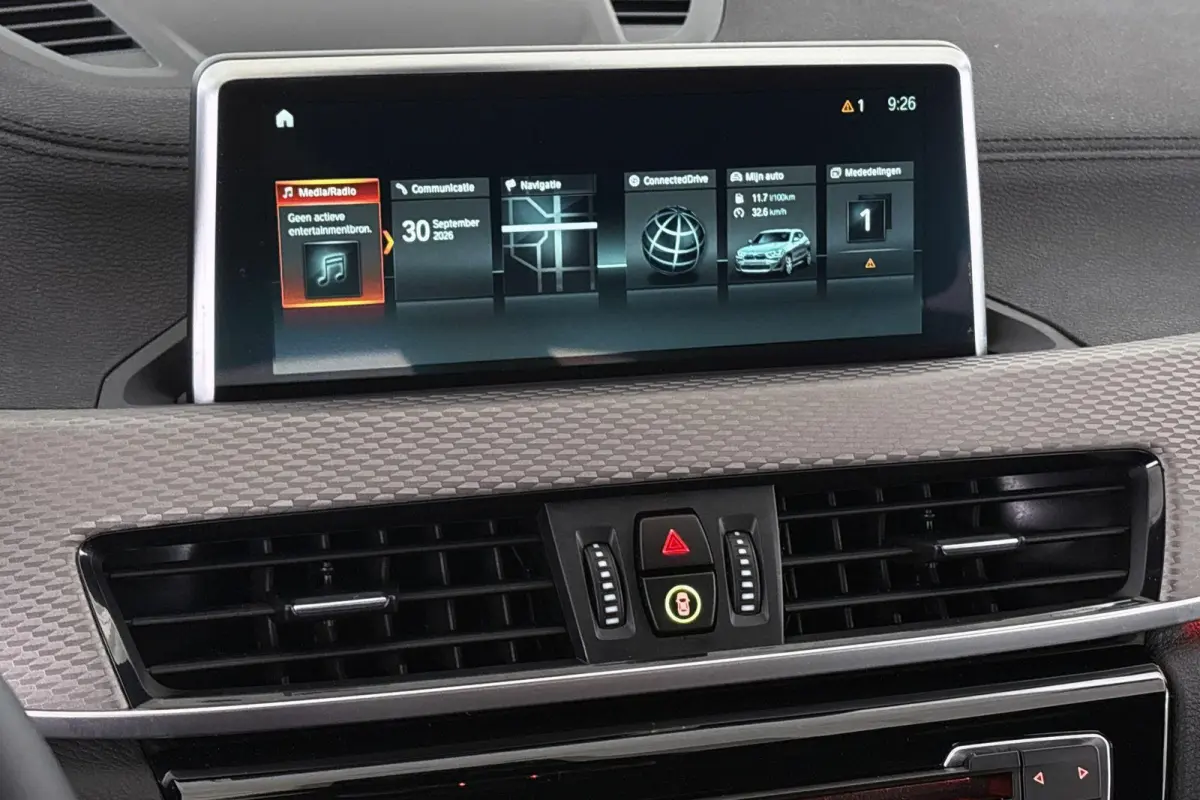 xDrive20i High Executive M Sport X Achteruitrijcamera Head-Up Leder Adaptief Onderstel
