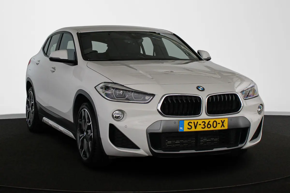 xDrive20i High Executive M Sport X Achteruitrijcamera Head-Up Leder Adaptief Onderstel