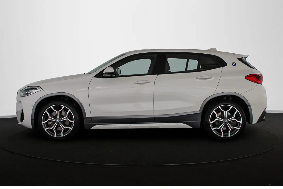 xDrive20i High Executive M Sport X Achteruitrijcamera Head-Up Leder Adaptief Onderstel