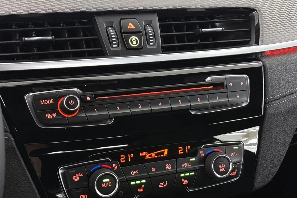 xDrive20i High Executive M Sport X Achteruitrijcamera Head-Up Leder Adaptief Onderstel