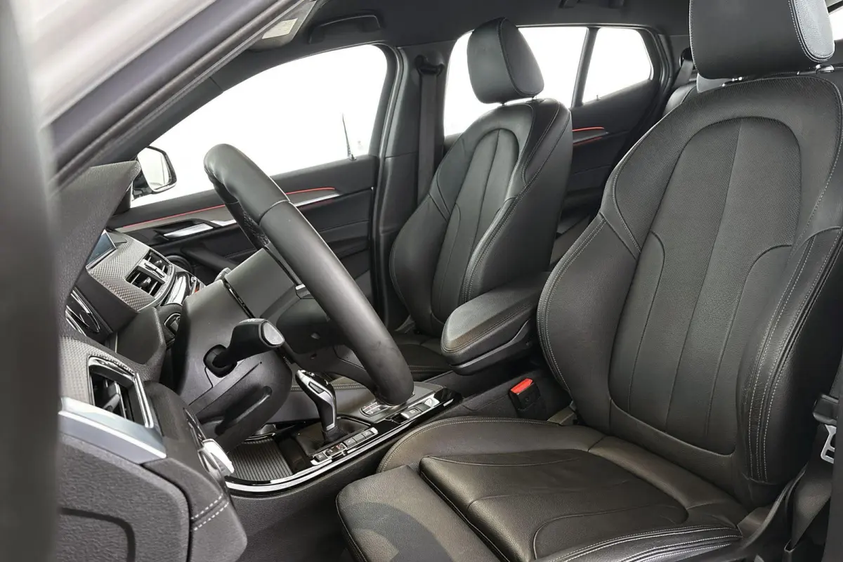 xDrive20i High Executive M Sport X Achteruitrijcamera Head-Up Leder Adaptief Onderstel