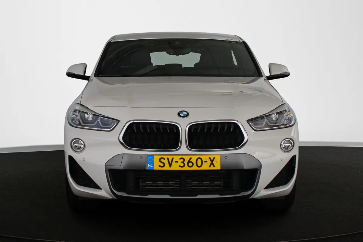 xDrive20i High Executive M Sport X Achteruitrijcamera Head-Up Leder Adaptief Onderstel
