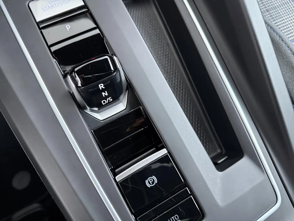1.4 eHybrid GTE | Adapt. Cruise | Keyless Entry | Navigatie |