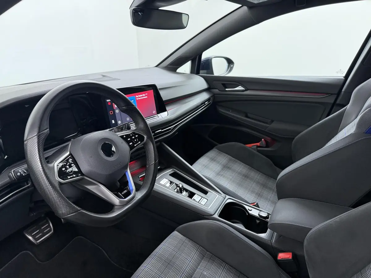 1.4 eHybrid GTE | Adapt. Cruise | Keyless Entry | Navigatie |