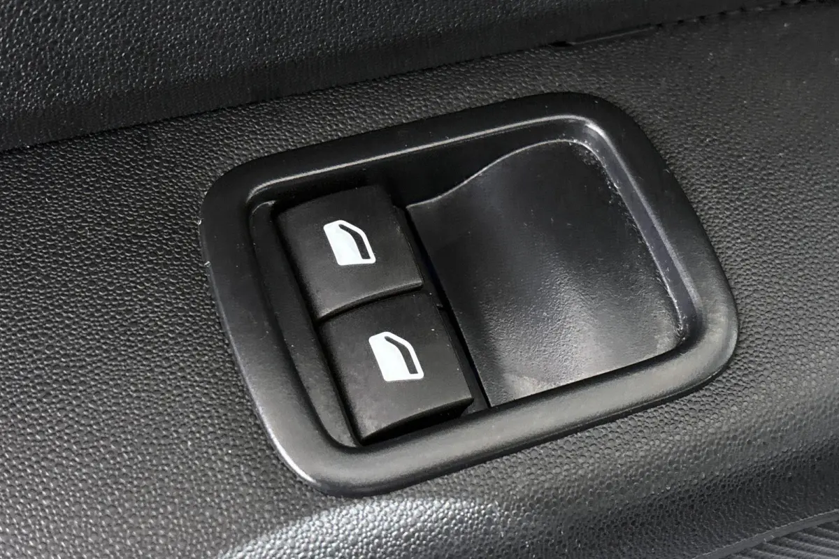 1.2 PureTech C-Series Navi Clima Parkeersensoren
