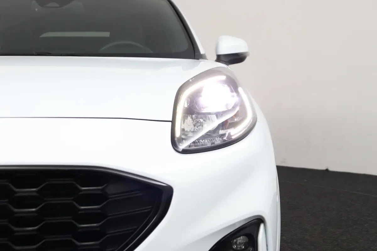 1.0 EcoBoost ST-Line | Trekhaak | Keyless Entry | CarPlay | Digitaal Dashboard |