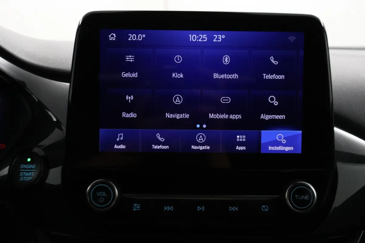 1.0 EcoBoost ST-Line | Trekhaak | Keyless Entry | CarPlay | Digitaal Dashboard |
