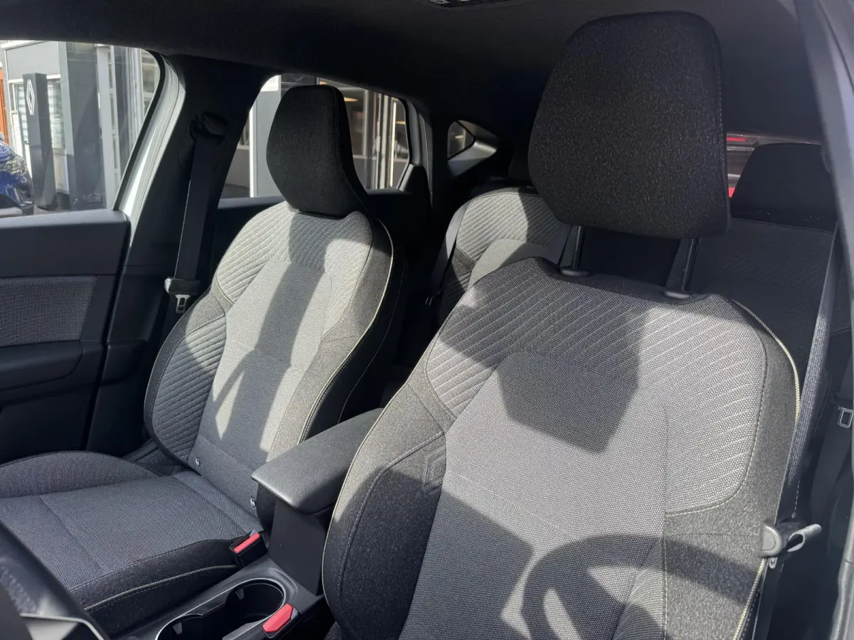 1.8 E-Tech full hybrid 160 Techno+Pack Winter!!