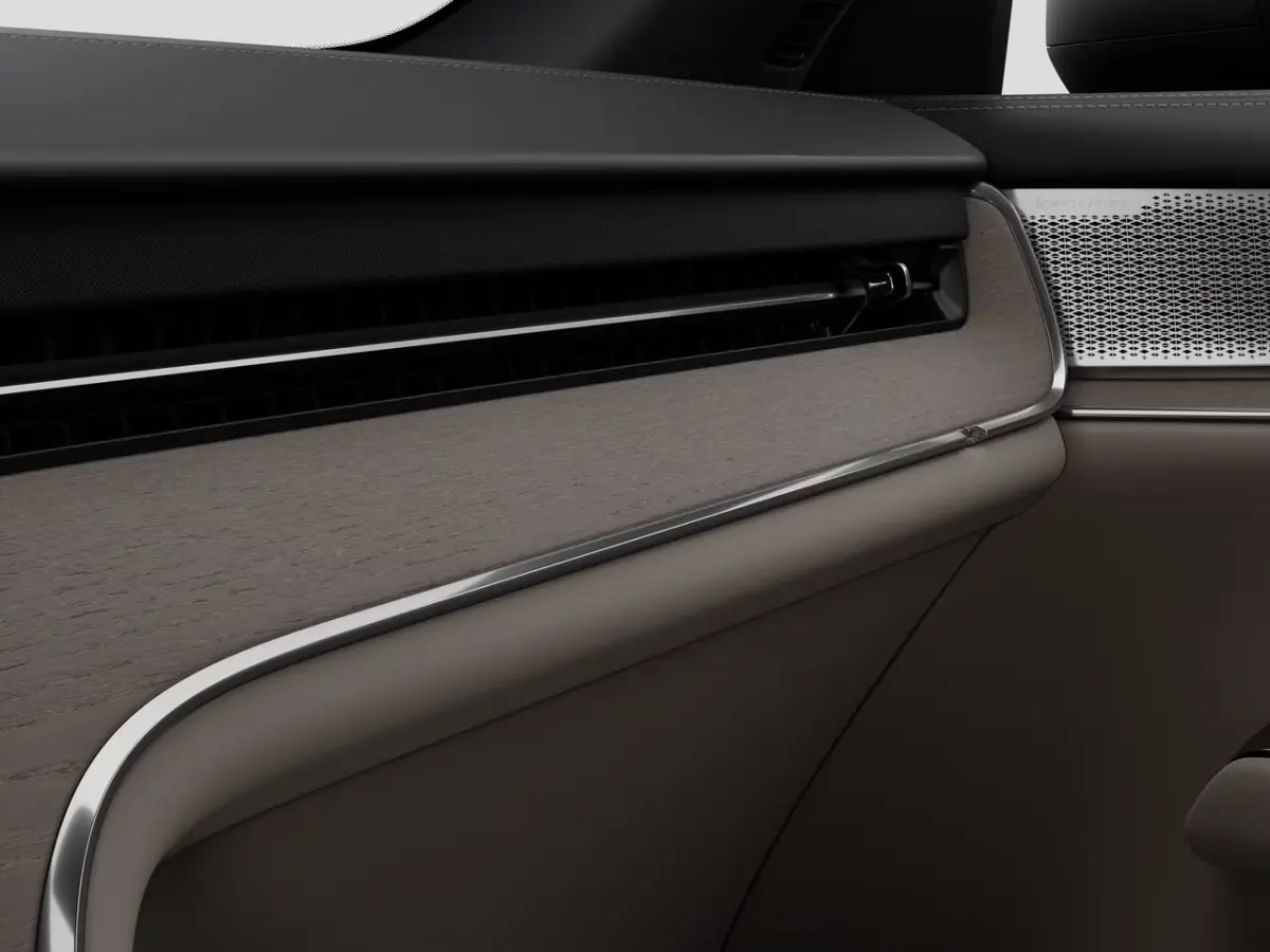 Twin Motor Ultra Executive Edition 7p. 106 kWh | 7 persoons | Achterbank verwarmd | Alarmsysteem