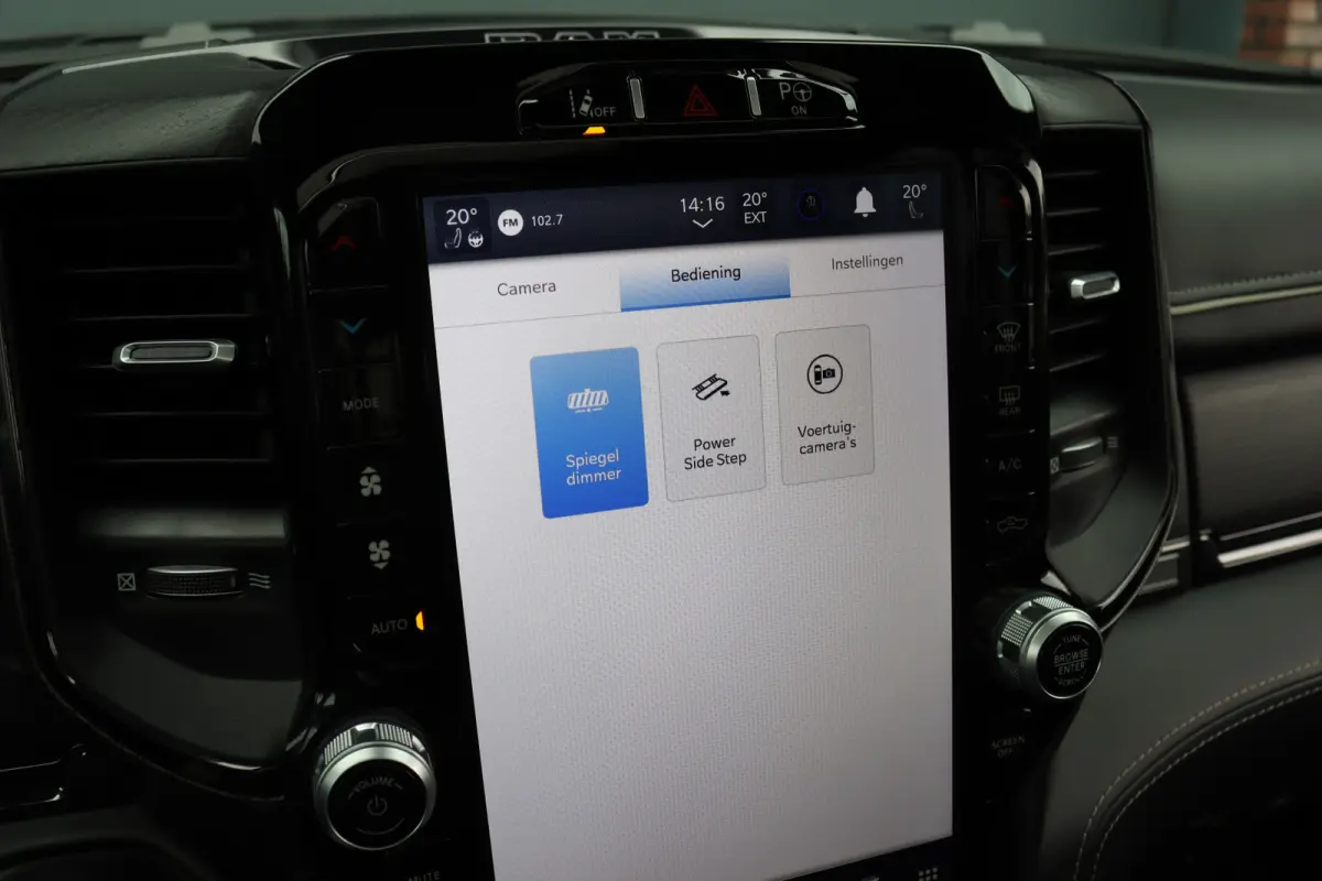 1500 5.7 V8 4x4 Crew Cab Limited | Prins-LPG | Luchtvering | Stoelventilatie V+A | Trekhaak | Panoramadak | ACC | Android Auto/Apple Carplay | HUD | Harman&Kardon | Surround Camera |