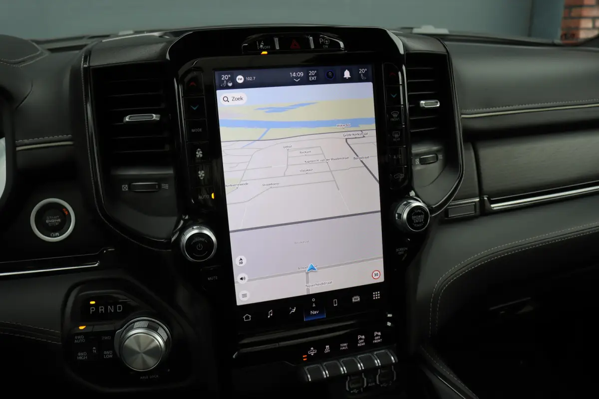 1500 5.7 V8 4x4 Crew Cab Limited | Prins-LPG | Luchtvering | Stoelventilatie V+A | Trekhaak | Panoramadak | ACC | Android Auto/Apple Carplay | HUD | Harman&Kardon | Surround Camera |