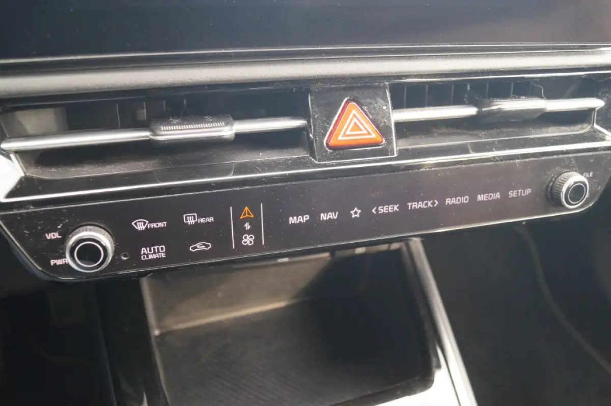 1.6 GDi Hybrid DynamicPlusLine -LEER-S.DAK-ECC-CAM-