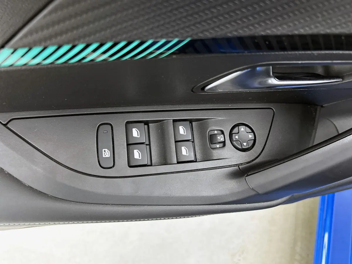 EV Allure 50 kWh | Navigatie | Camera | Climate Control | Accu 92% | Apple CarPlay / Android Auto