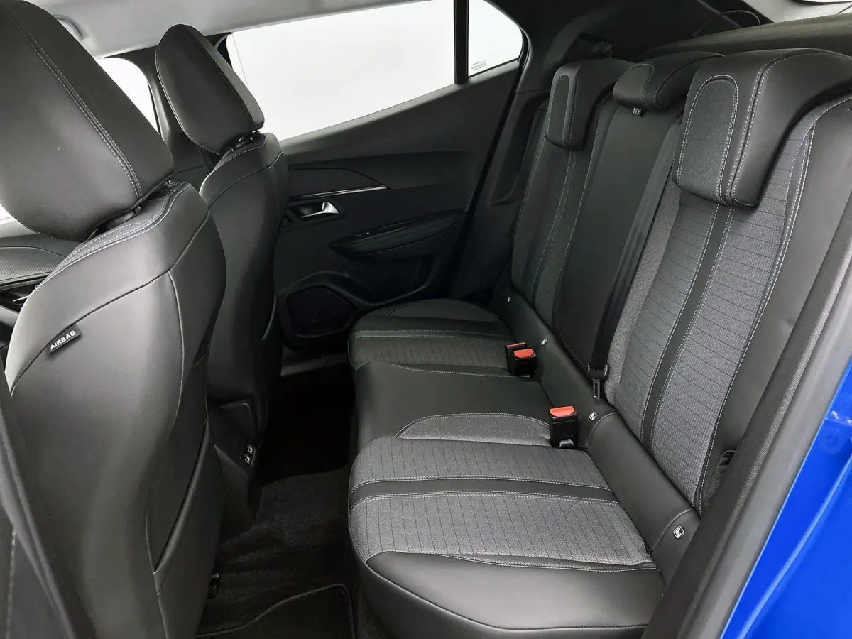 EV Allure 50 kWh | Navigatie | Camera | Climate Control | Accu 92% | Apple CarPlay / Android Auto