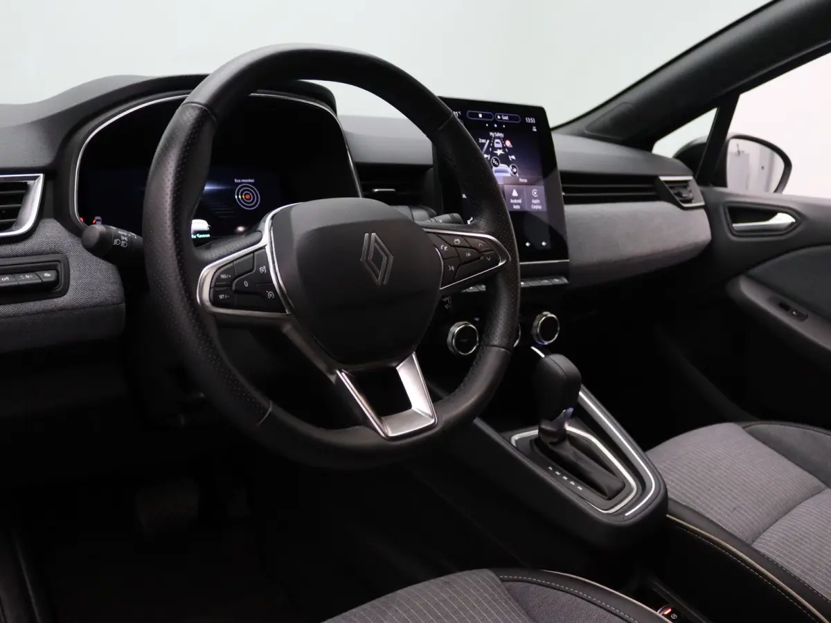 145pk E-Tech Full Hybrid techno Apple Carplay/Android Auto | Climate