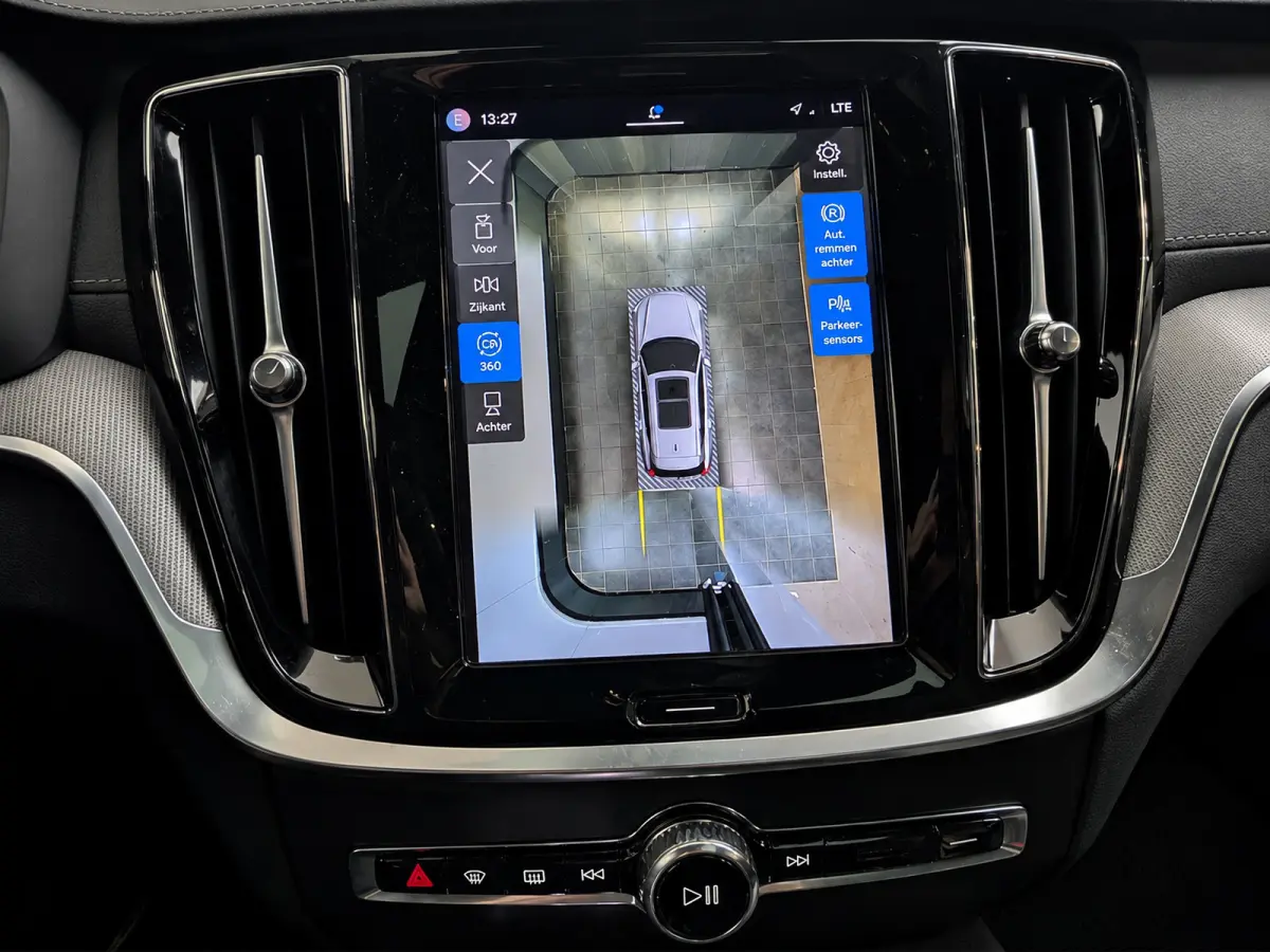 2.0 T8 Plug-in hybrid AWD Polestar Engineered | Heico Uitlaat Systeem | Bowers & Wilkins | Trekhaak | Stoel + Stuur Verwarming | 360 Camera |