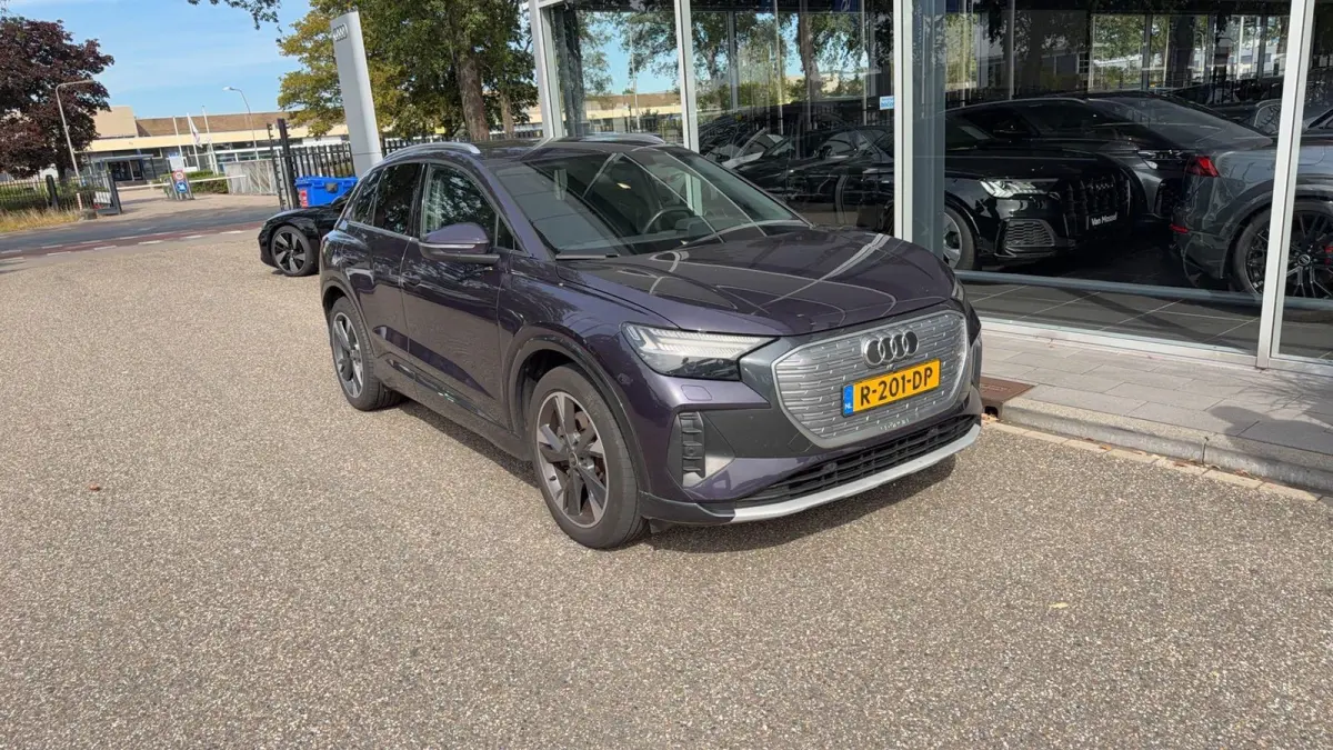 40 Launch edition S Competition 77 kWh 204 PK