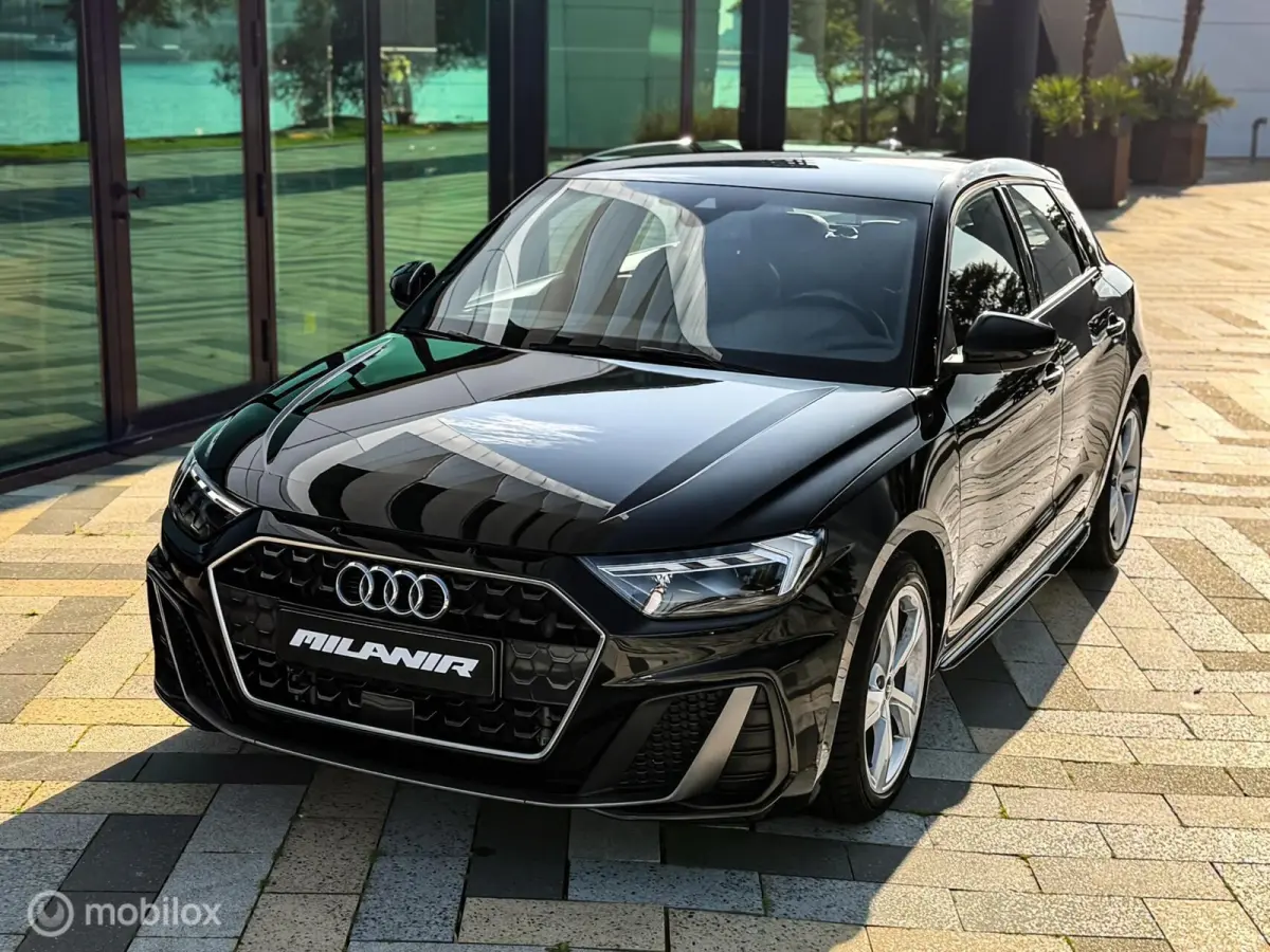 30 TFSI S-Line | BTW | Carplay