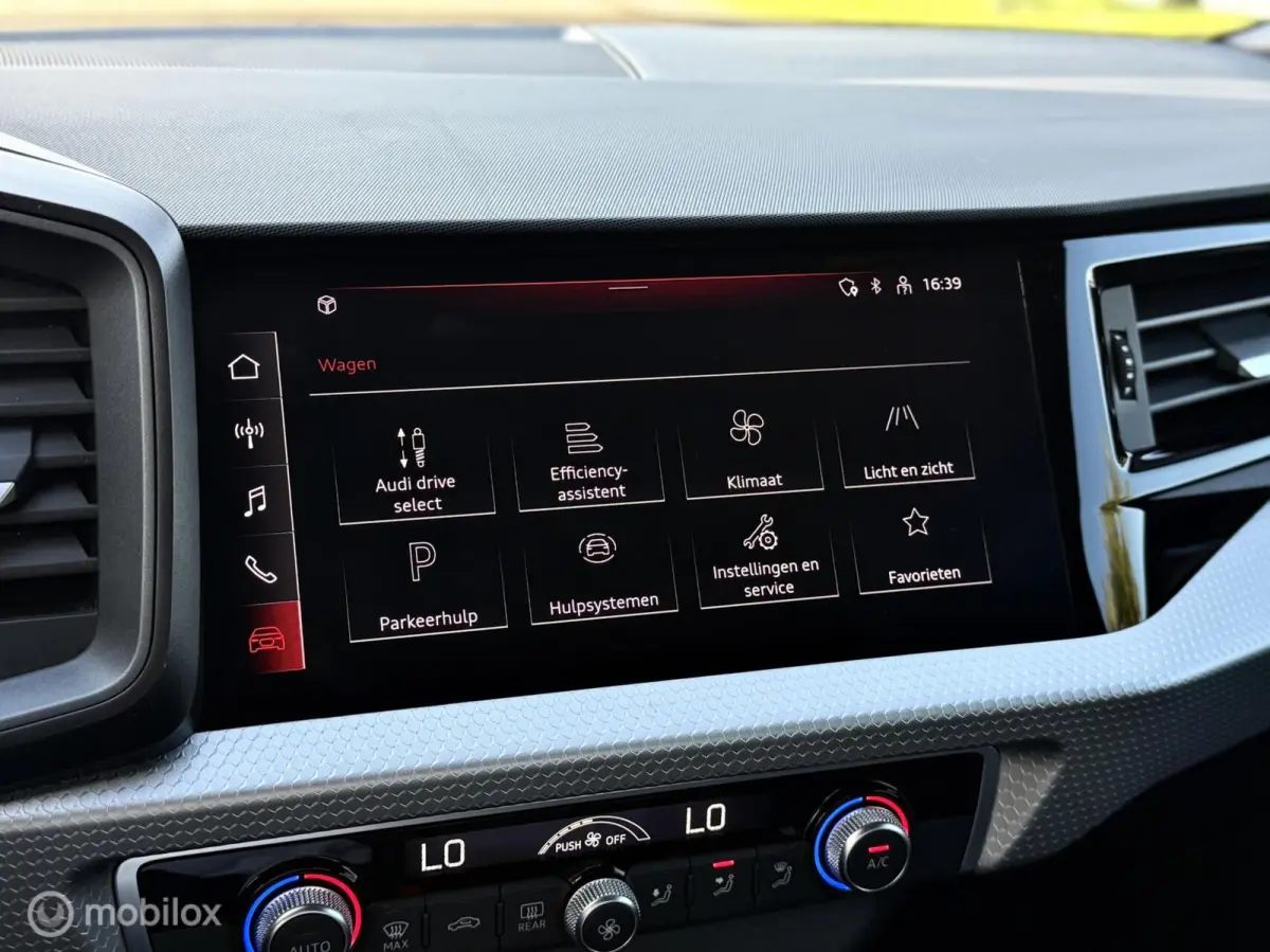 30 TFSI S-Line | BTW | Carplay
