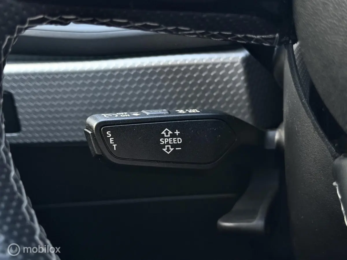 30 TFSI S-Line | BTW | Carplay