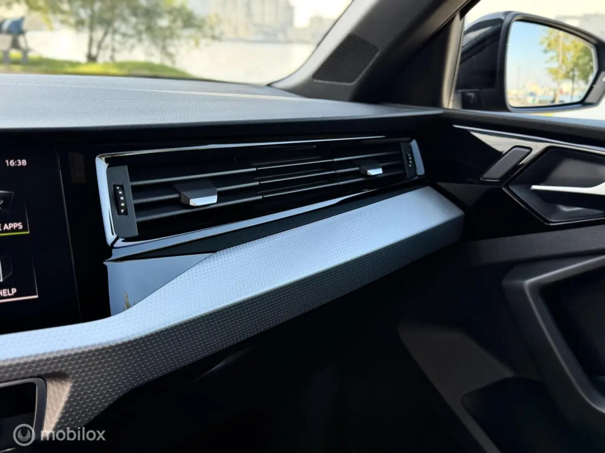 30 TFSI S-Line | BTW | Carplay