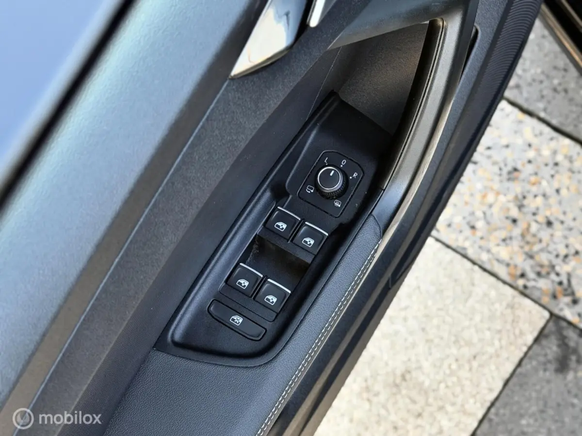 30 TFSI S-Line | BTW | Carplay