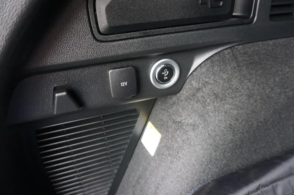 2.5 PHEV ST-Line X 225PK Elek. Trekhaak Adaptieve Cruise Winterpack Camera Blind-Spot Navi Climate B&O Head-Up Privacy Glass Keyless *1500KG Trekgewicht*
