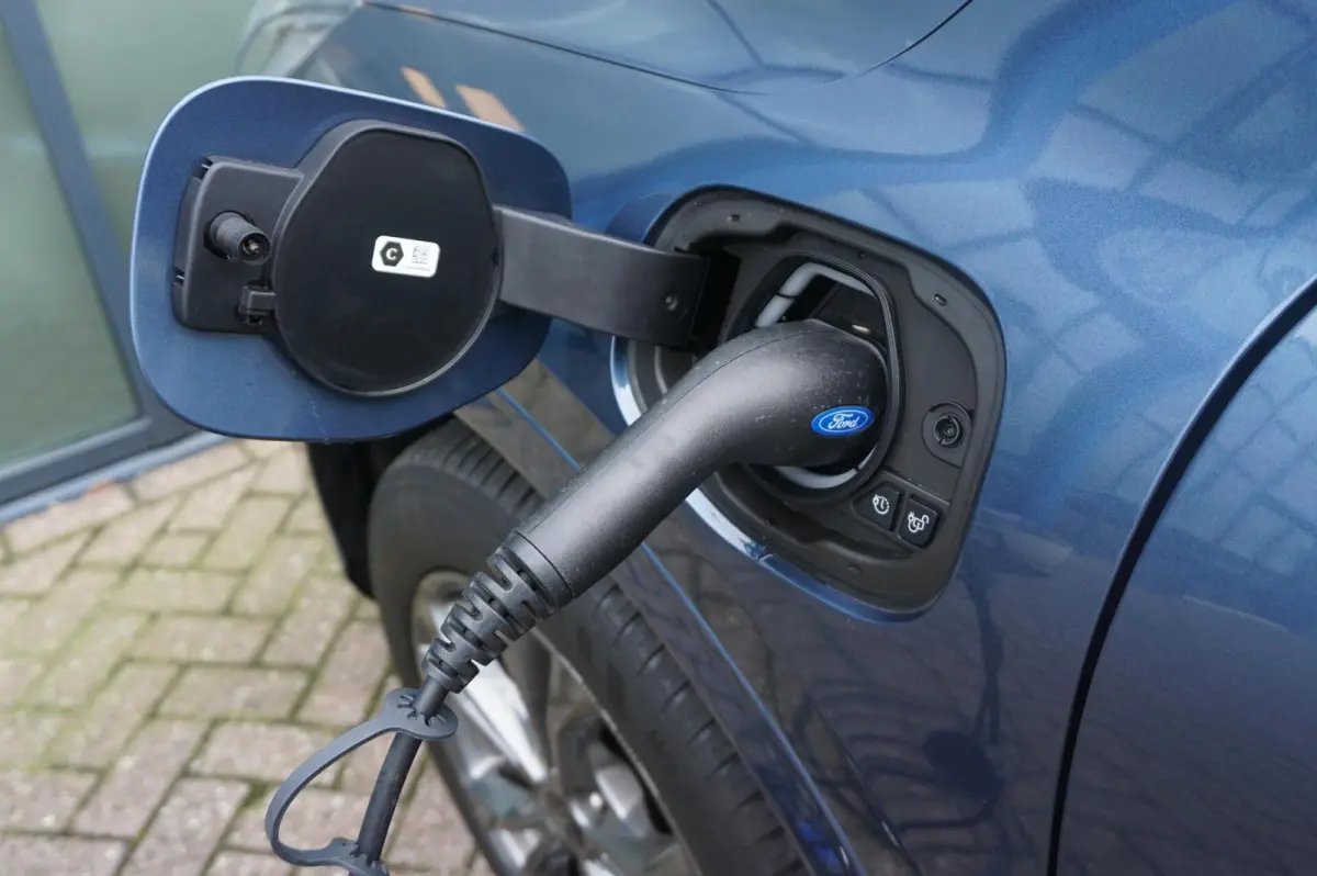 2.5 PHEV ST-Line X 225PK Elek. Trekhaak Adaptieve Cruise Winterpack Camera Blind-Spot Navi Climate B&O Head-Up Privacy Glass Keyless *1500KG Trekgewicht*