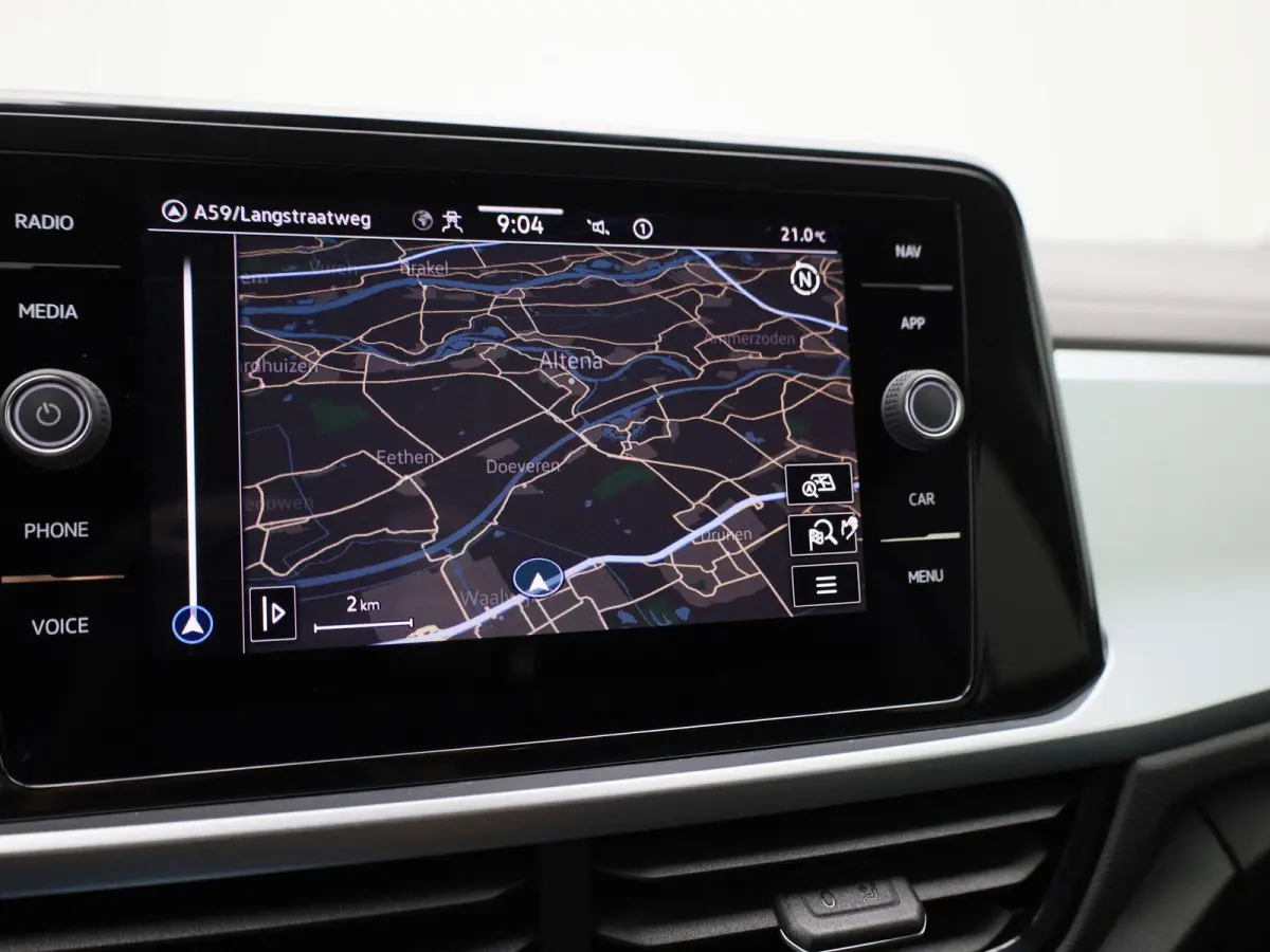 1.0 TSI Life 110 PK| Origineel Nederlands | Navigatie | Achteruitrijcamera | Privacy Glass | Parkeersensoren | Apple Carplay