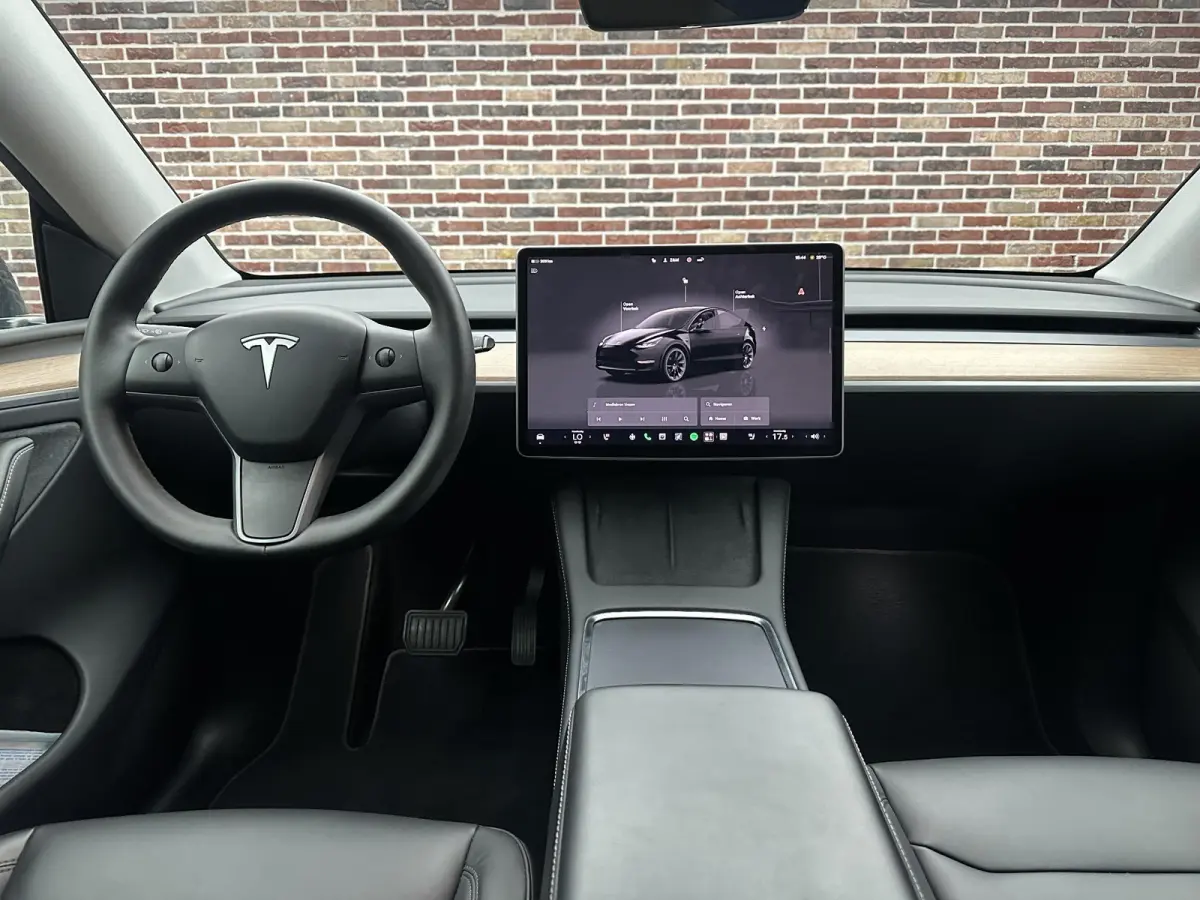 Long Range AWD 75 kWh