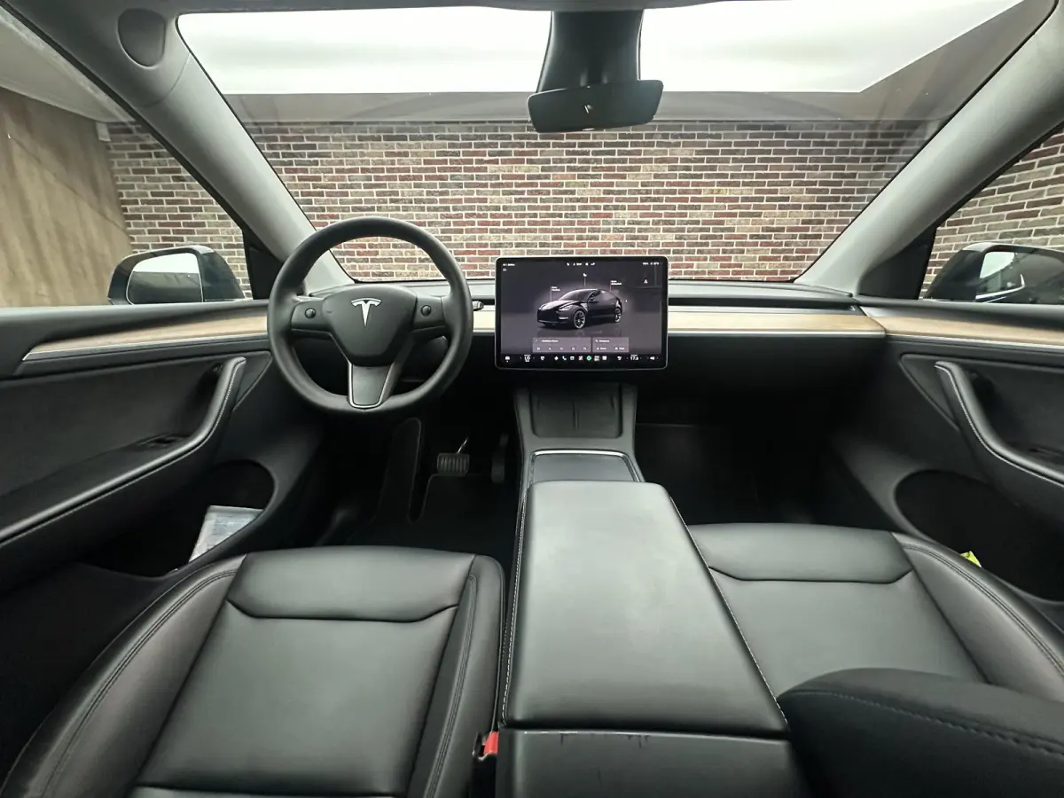 Long Range AWD 75 kWh