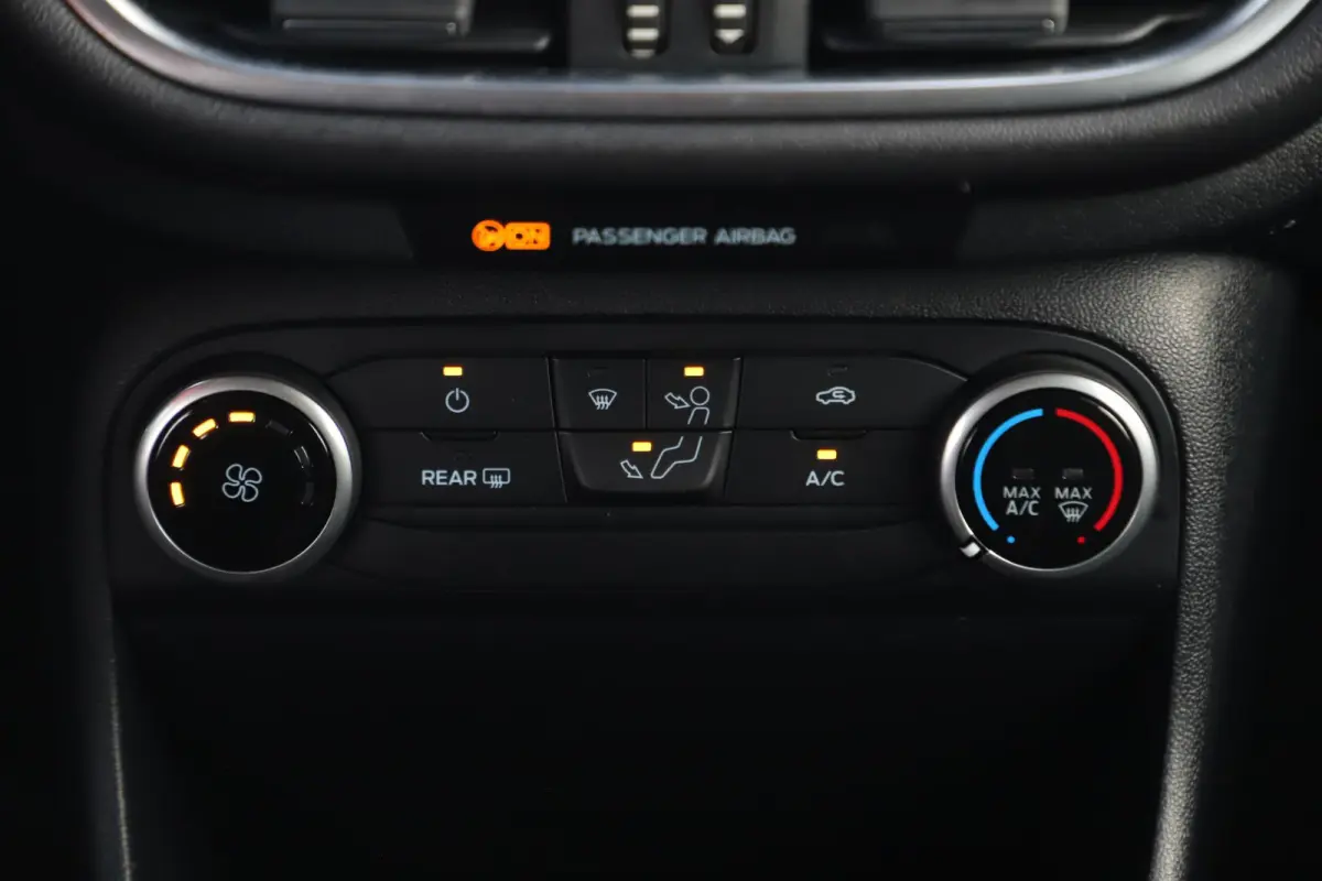 1.0 EcoBoost Connected 101PK Navigatie Carplay Android Climate Cruise Control