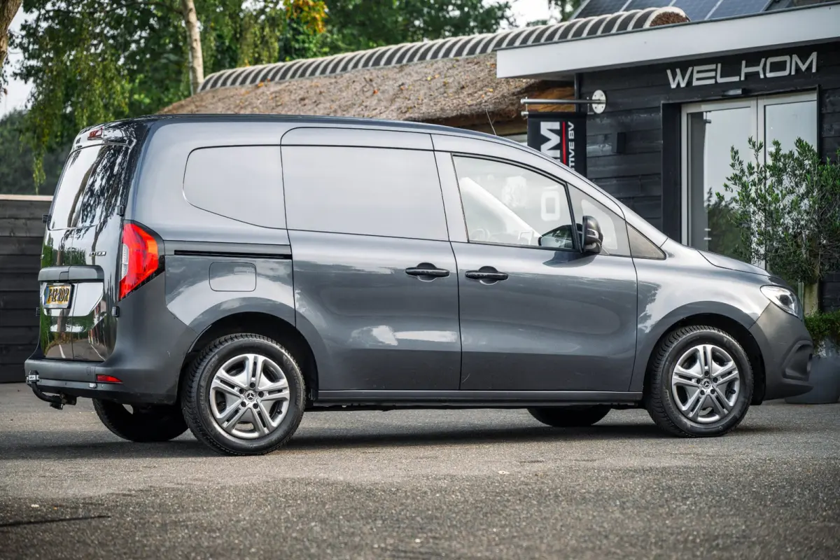 110 CDI L1 Pro I cruise I camera I stoelverwarming I trekhaak I
