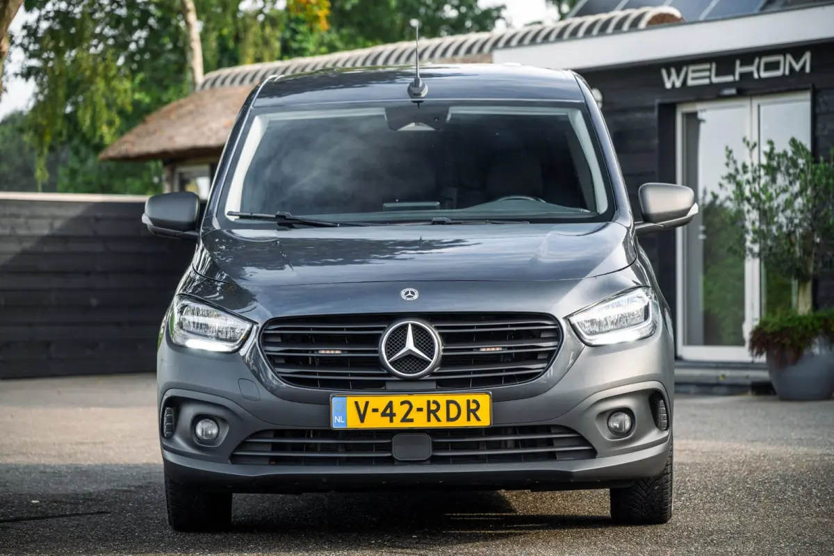 110 CDI L1 Pro I cruise I camera I stoelverwarming I trekhaak I