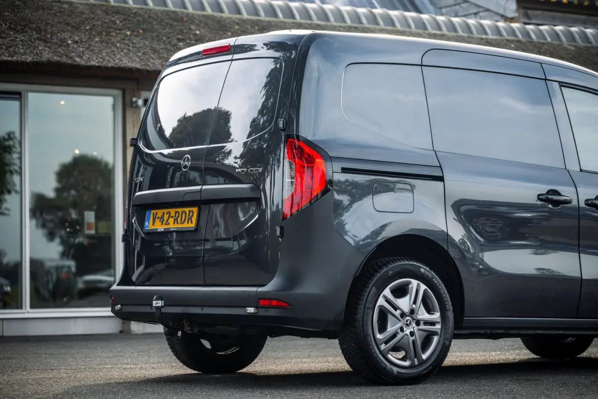 110 CDI L1 Pro I cruise I camera I stoelverwarming I trekhaak I