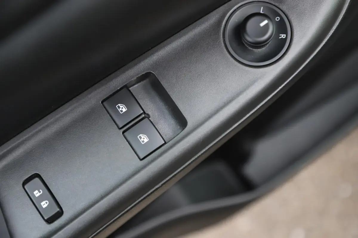 1.0 ecoFLEX Edition Airco Radio Bluetooth Elektrische Ramen